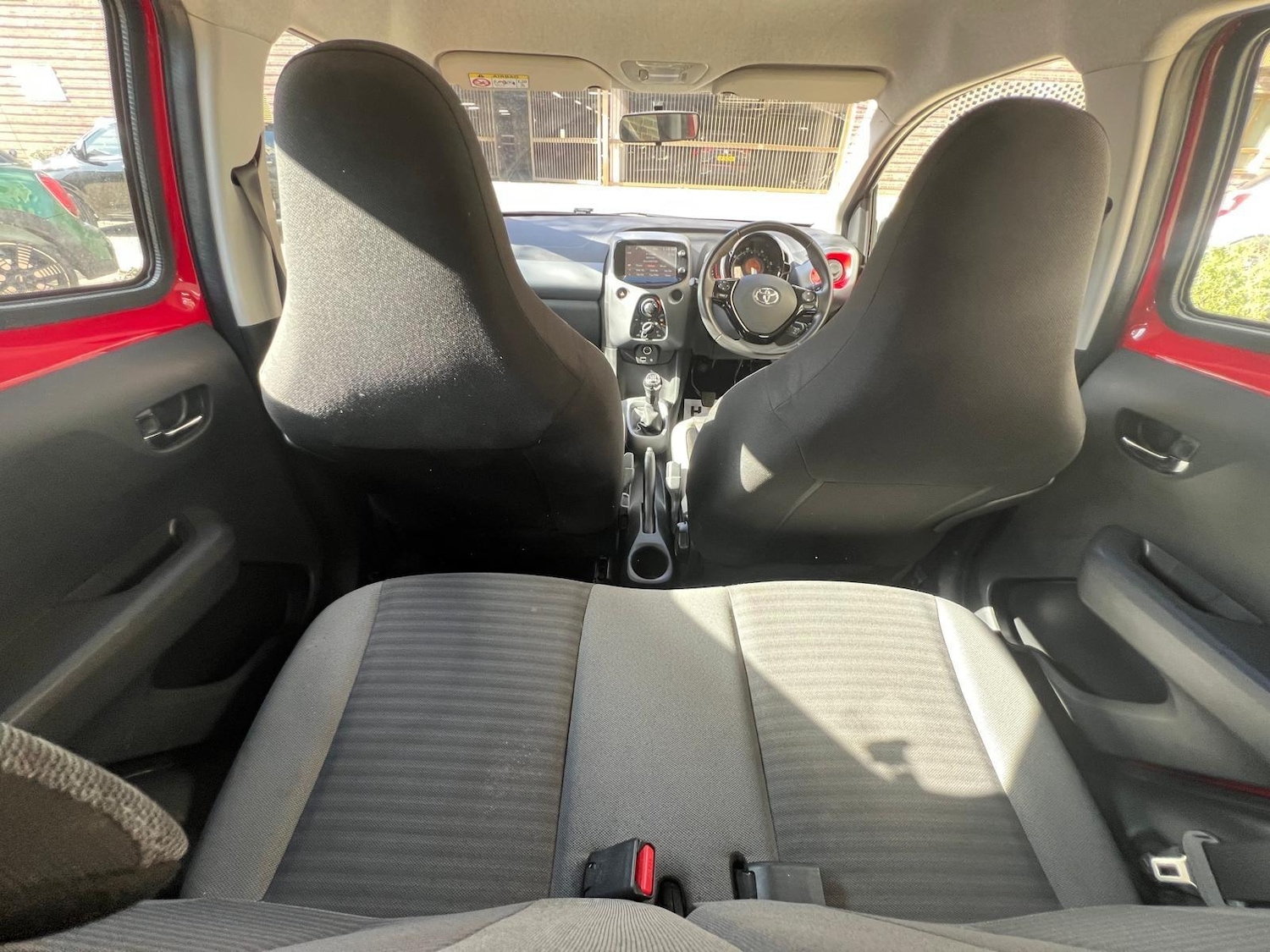 Used Toyota AYGO 2018 for sale - 77898355: Photo 18