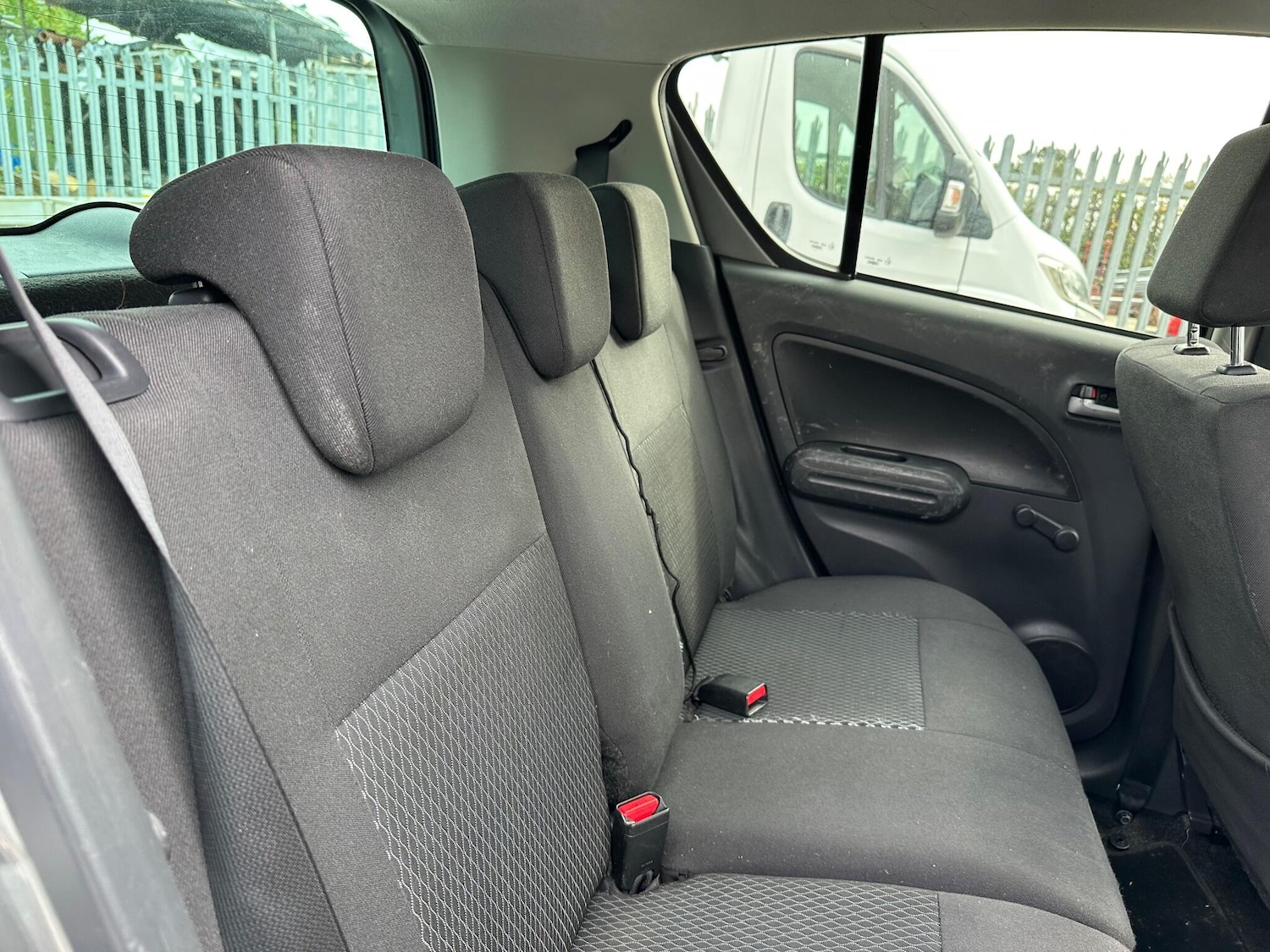 Used Suzuki Splash 2012 for sale - 76898802: Photo 5