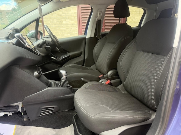 Used Peugeot 208 2017 for sale - 74699924: Photo 12