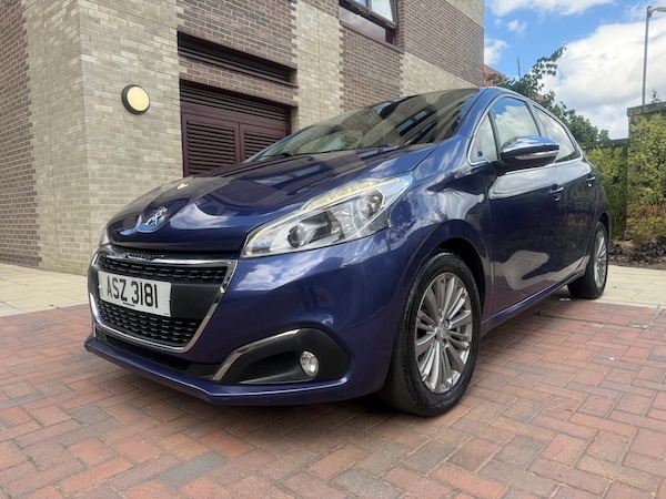 Used Peugeot 208 2017 for sale - 74699924: Photo 15