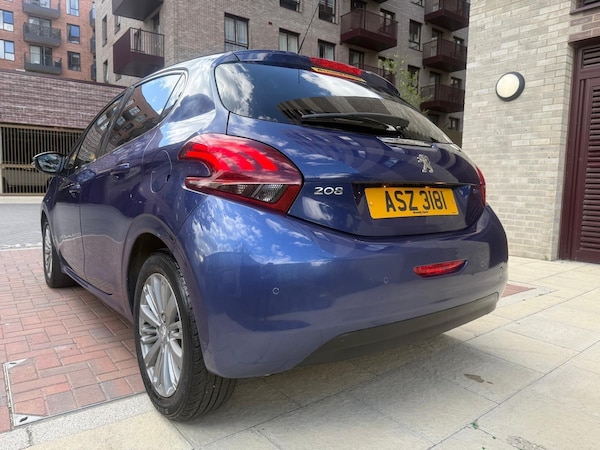 Used Peugeot 208 2017 for sale - 74699924: Photo 16