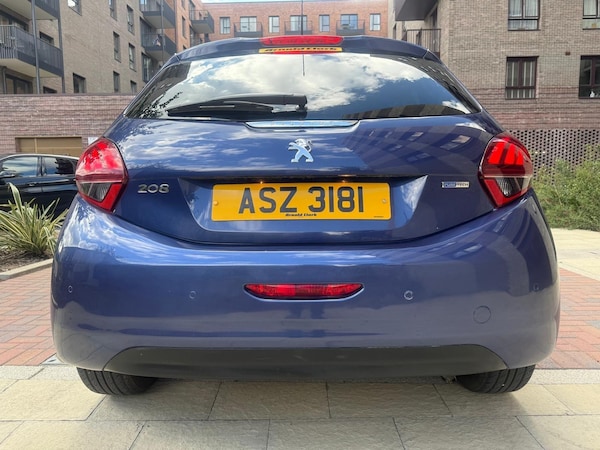 Used Peugeot 208 2017 for sale - 74699924: Photo 18