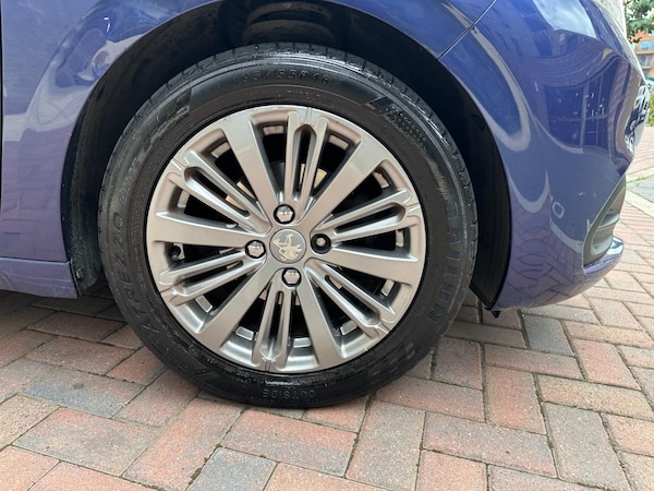 Used Peugeot 208 2017 for sale - 74699924: Photo 27
