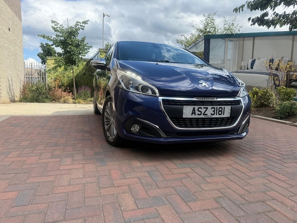 Used Peugeot 208 2017 for sale - 74699924: Photo 5