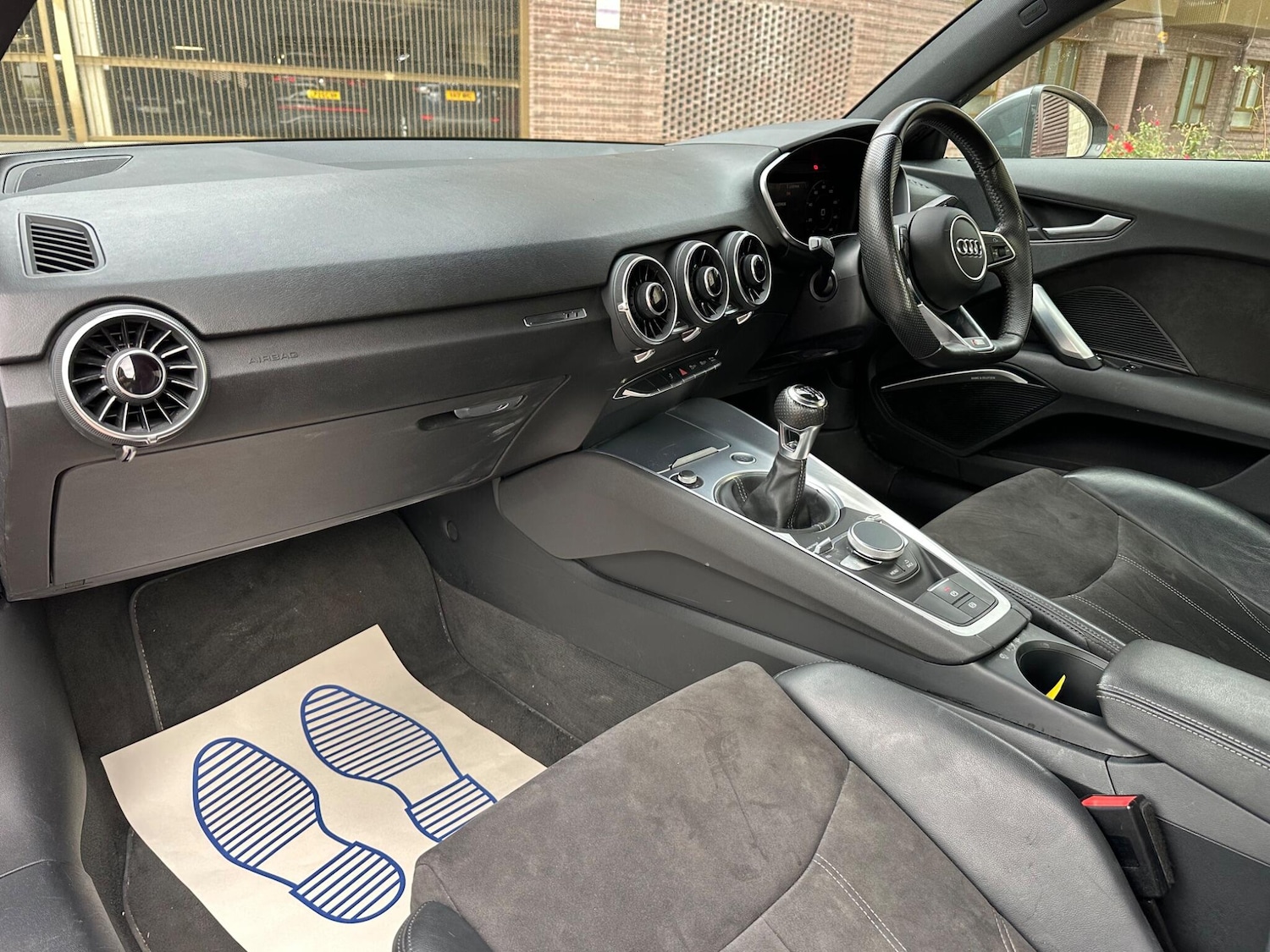 Used Audi TT 2015 for sale - 76994284: Photo 3