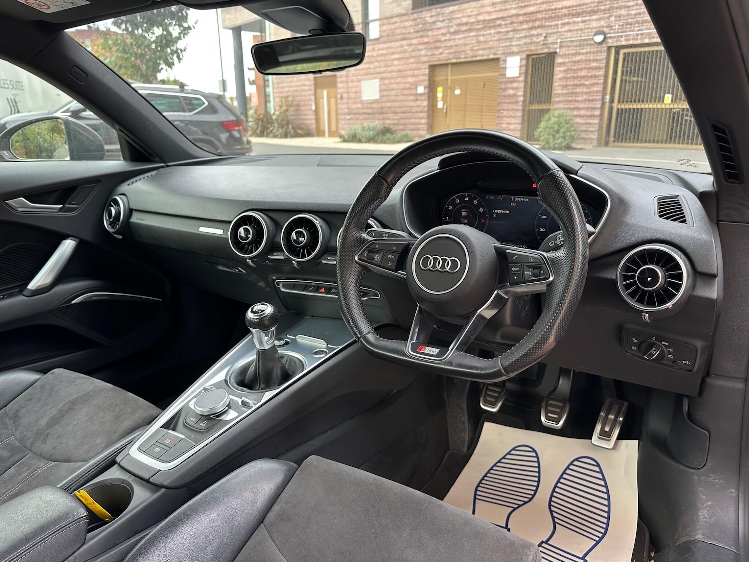 Used Audi TT 2015 for sale - 76994284: Photo 4