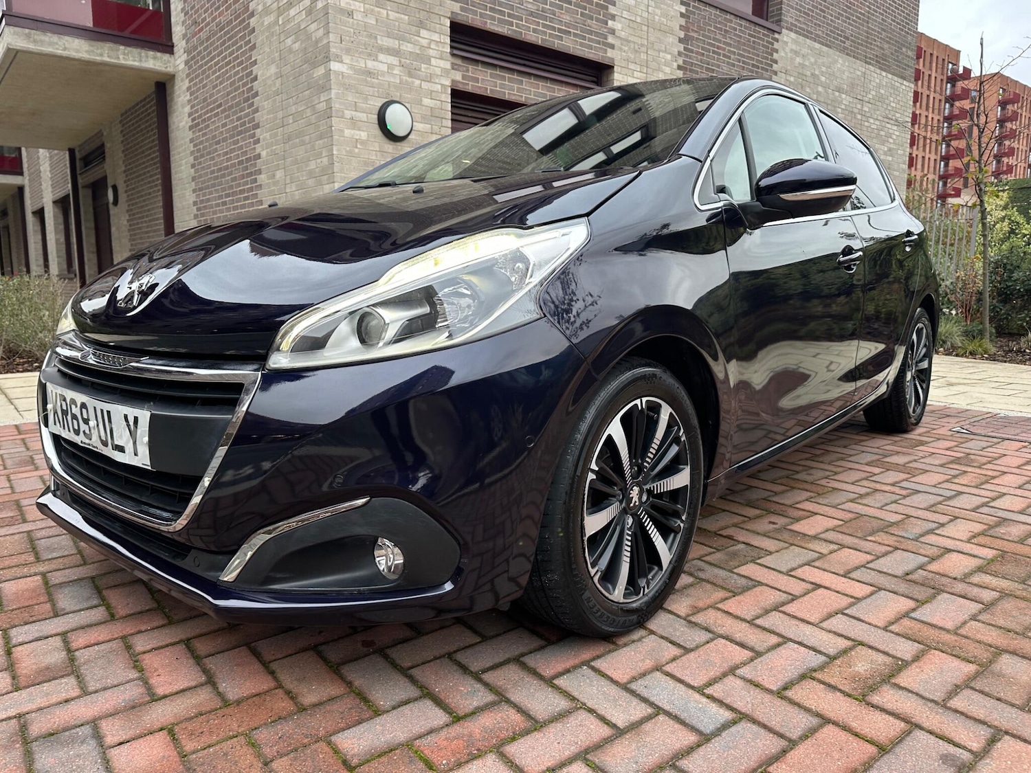 Used Peugeot 208 2019 for sale - 76688829: Photo 16
