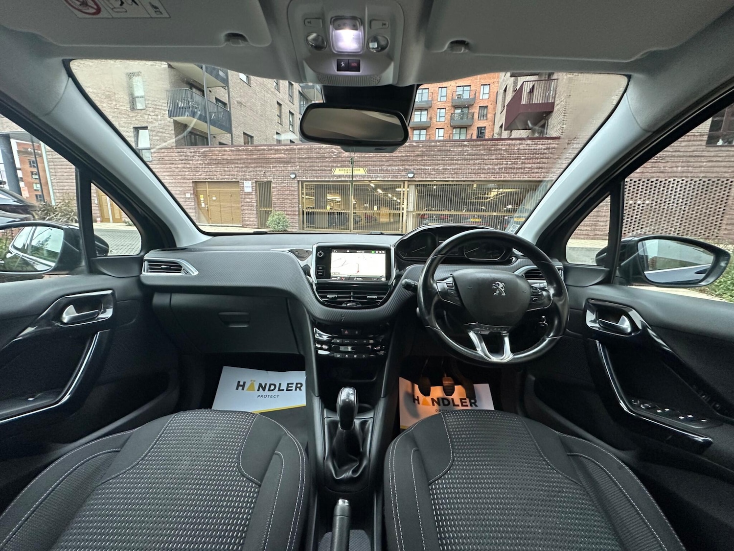 Used Peugeot 208 2019 for sale - 76688829: Photo 4