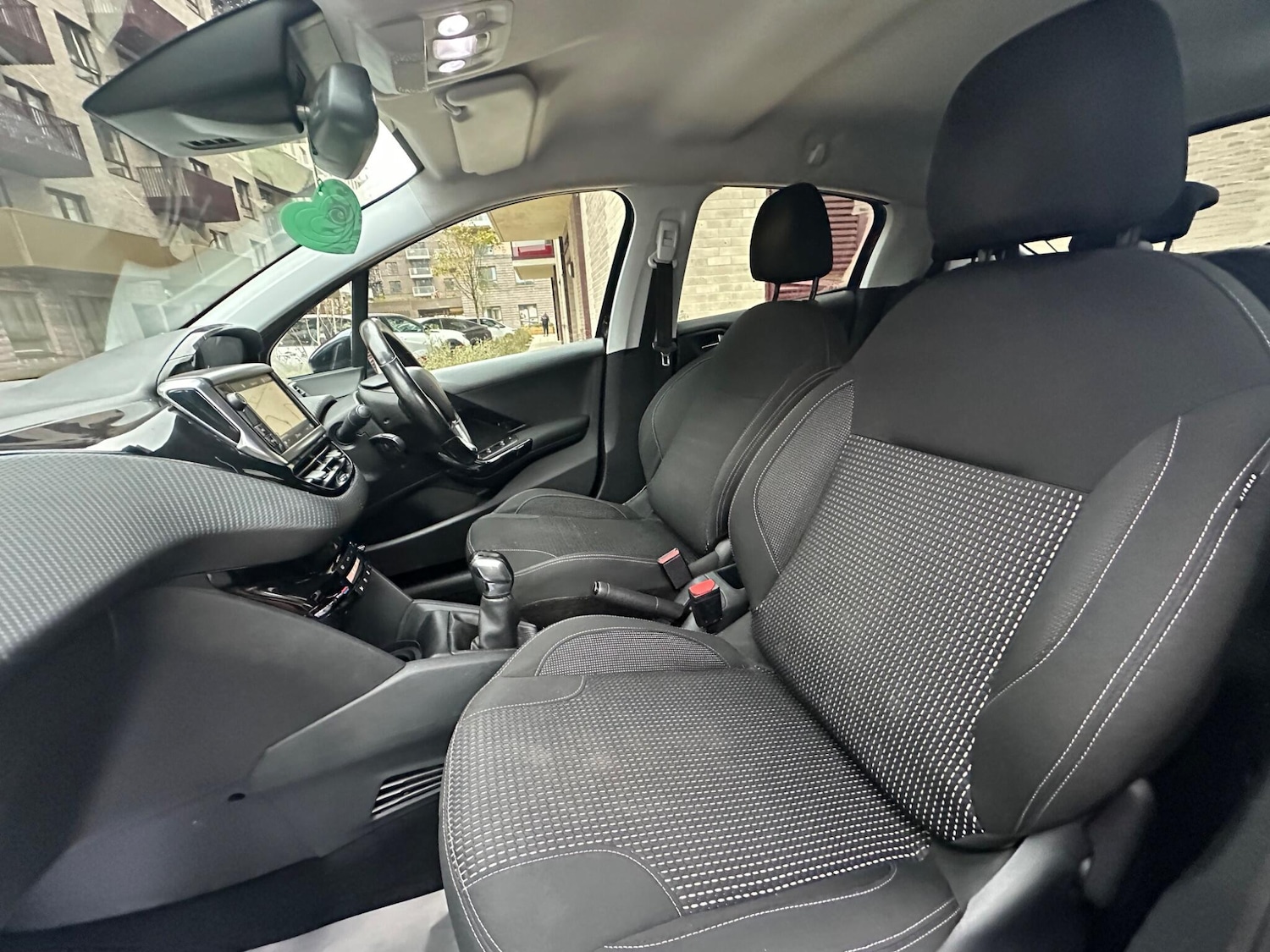 Used Peugeot 208 2019 for sale - 76688829: Photo 42
