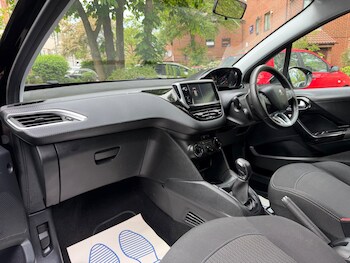 Used Peugeot 208 2018 for sale - 78491372: Photo