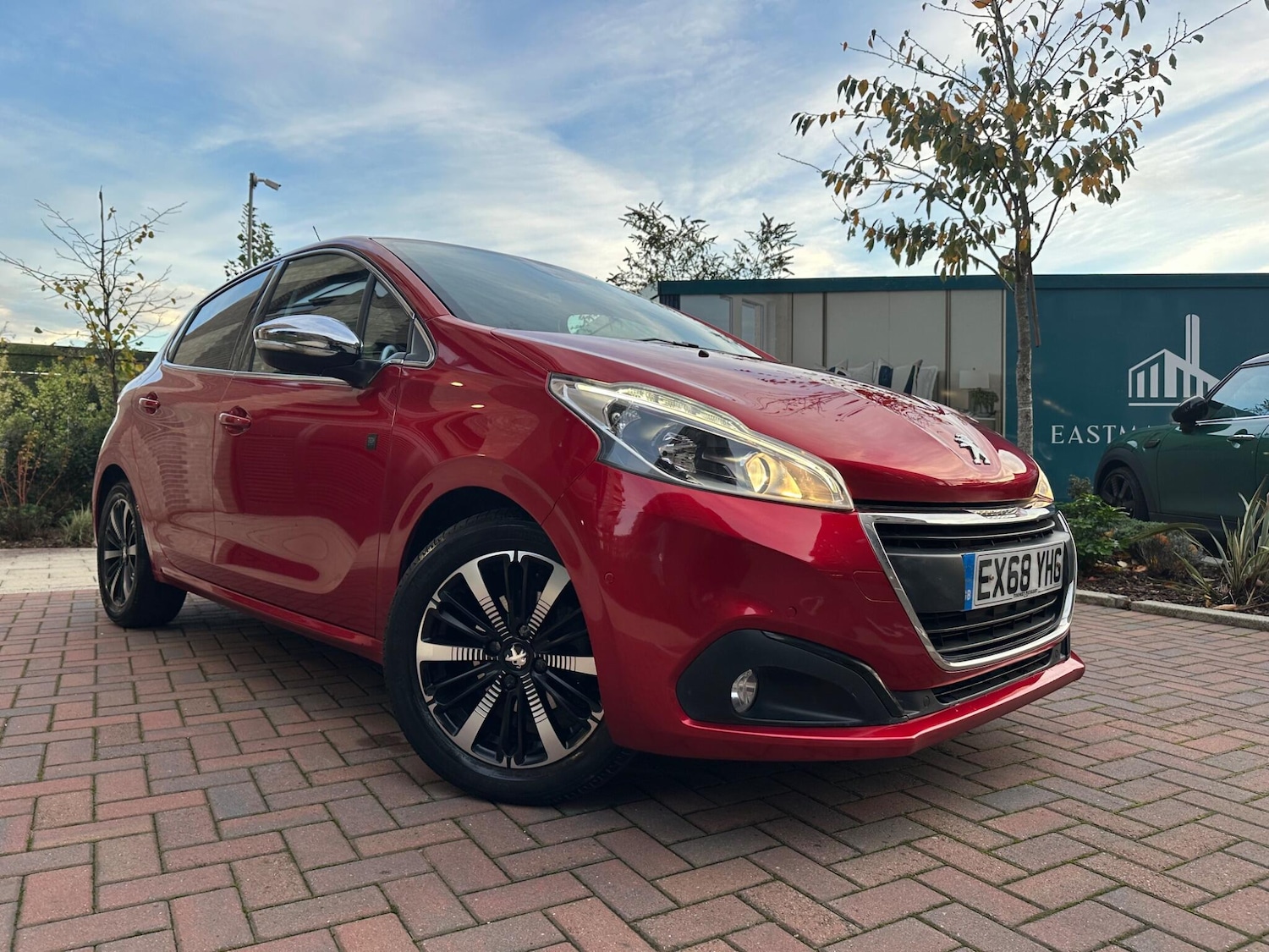Used Peugeot 208 2018 for sale - 76562076: Photo 10