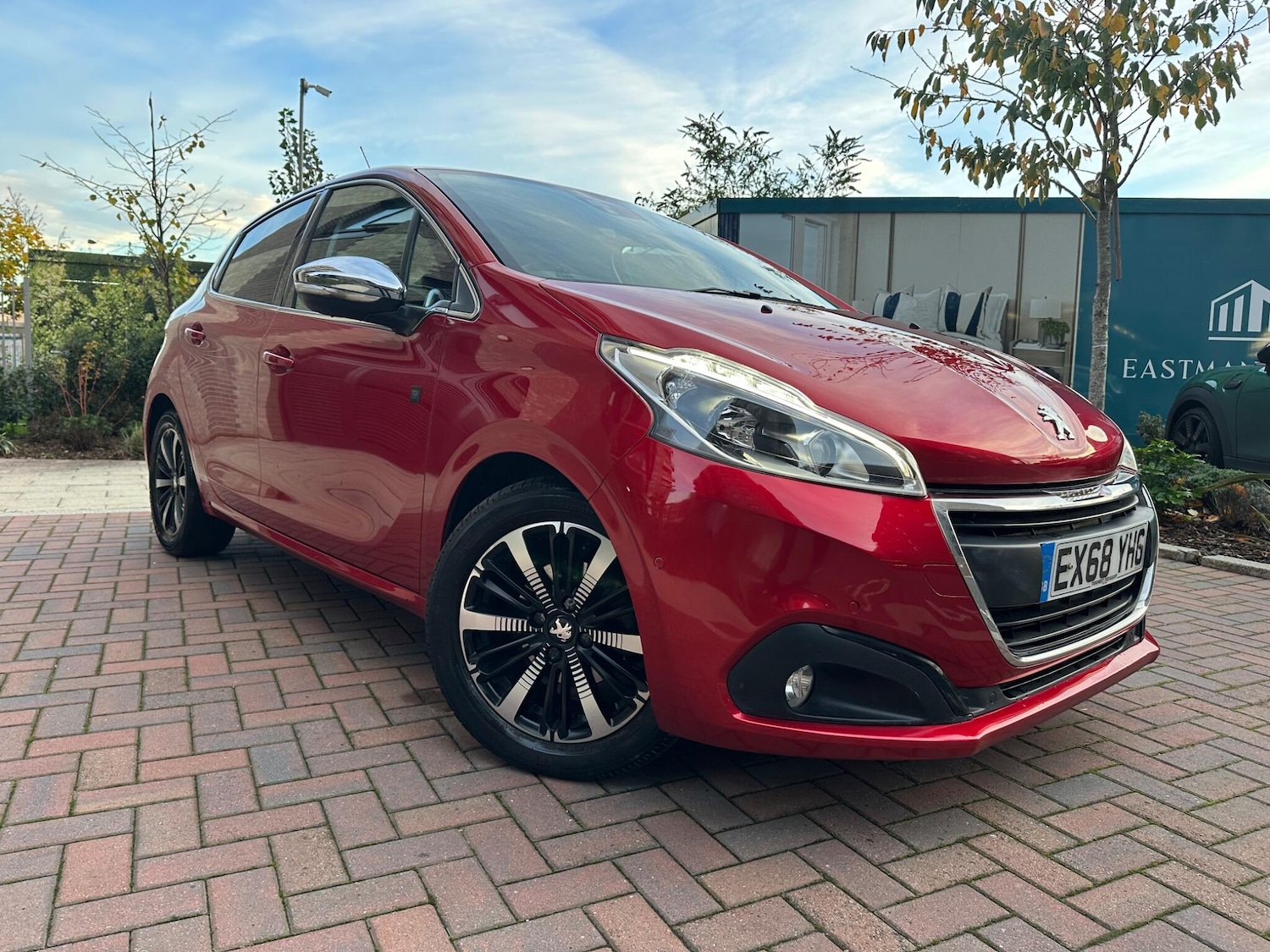 Used Peugeot 208 2018 for sale - 76562076: Photo 13