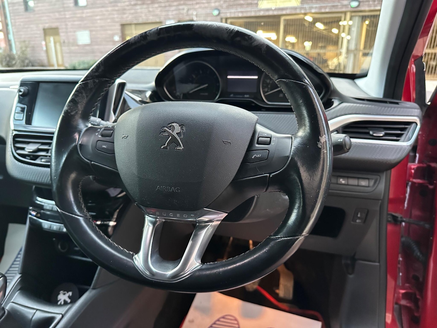 Used Peugeot 208 2018 for sale - 76562076: Photo 39