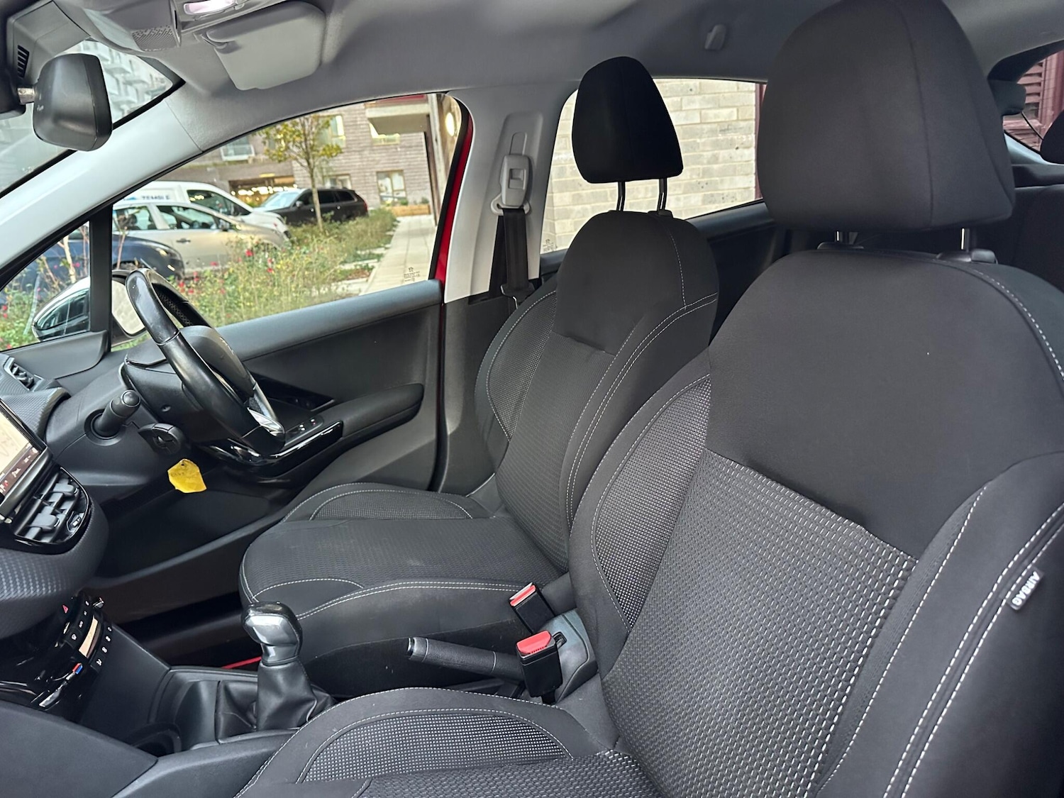 Used Peugeot 208 2018 for sale - 76562076: Photo 40