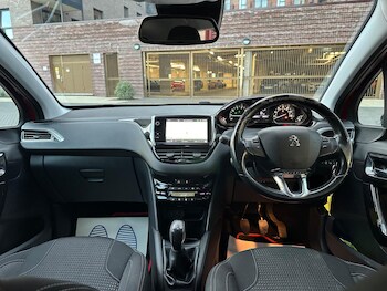 Used Peugeot 208 2018 for sale - 76562076: Photo