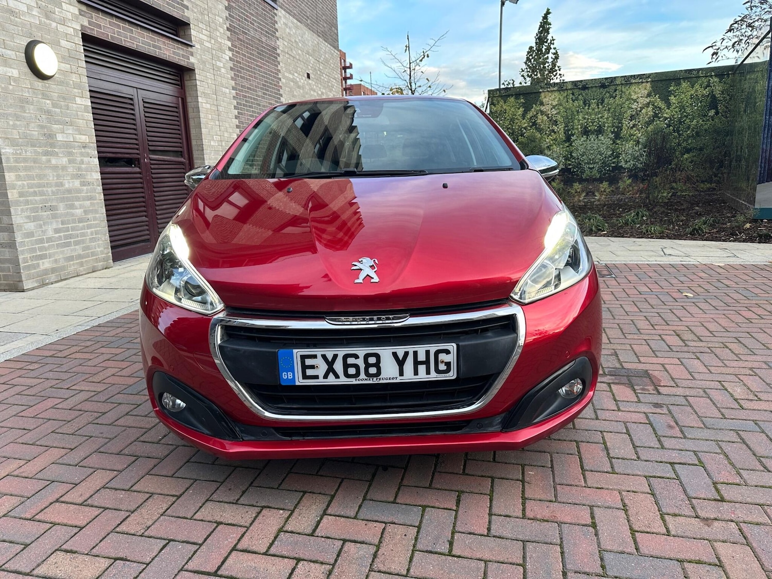 Used Peugeot 208 2018 for sale - 76562076: Photo 5