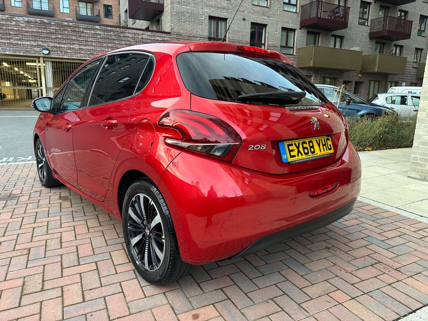 Used Peugeot 208 2018 for sale - 76562076: Photo 9