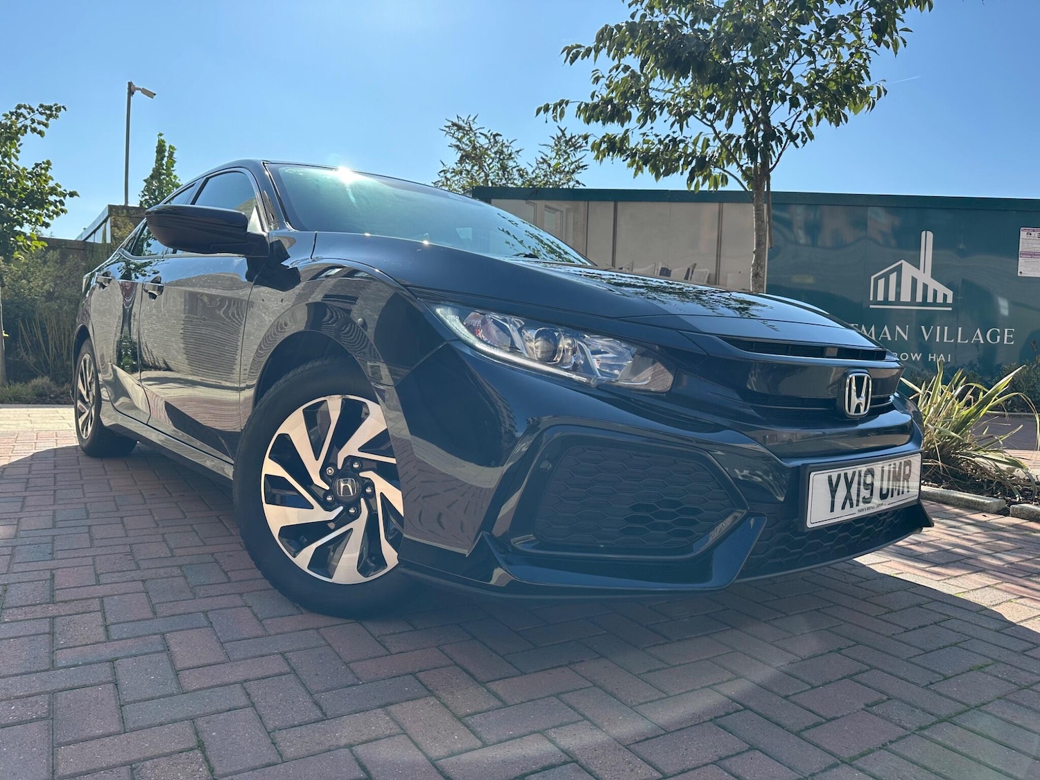 Used Honda Civic 2019 for sale - 76021193: Photo 1