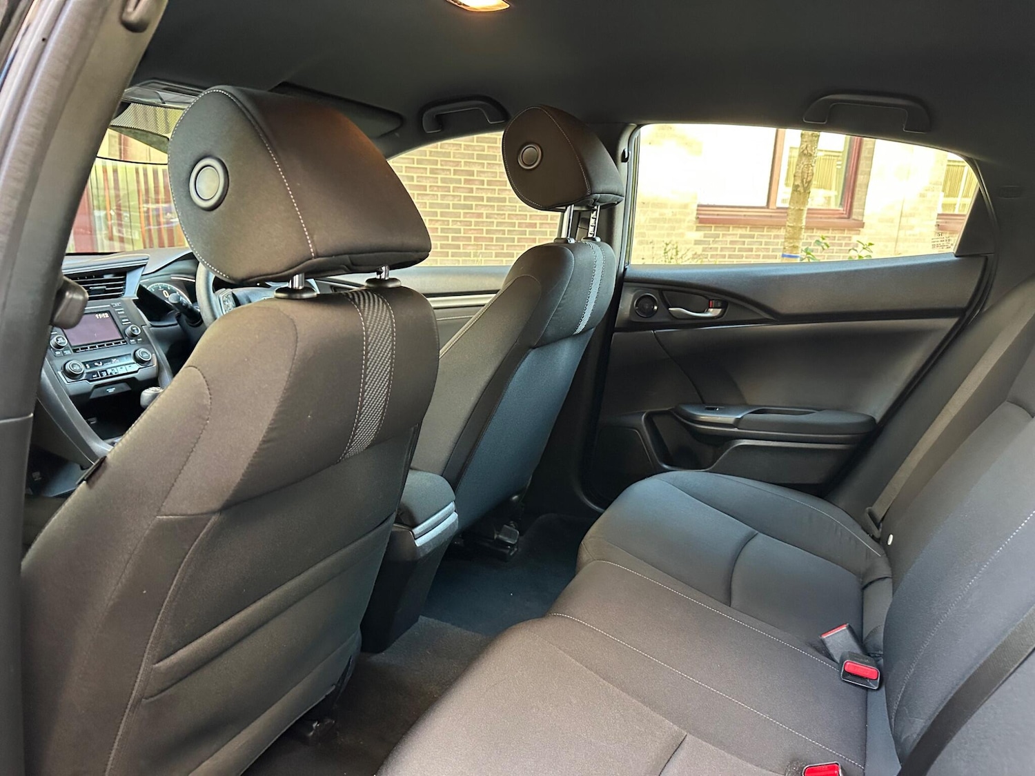 Used Honda Civic 2019 for sale - 76021193: Photo 21