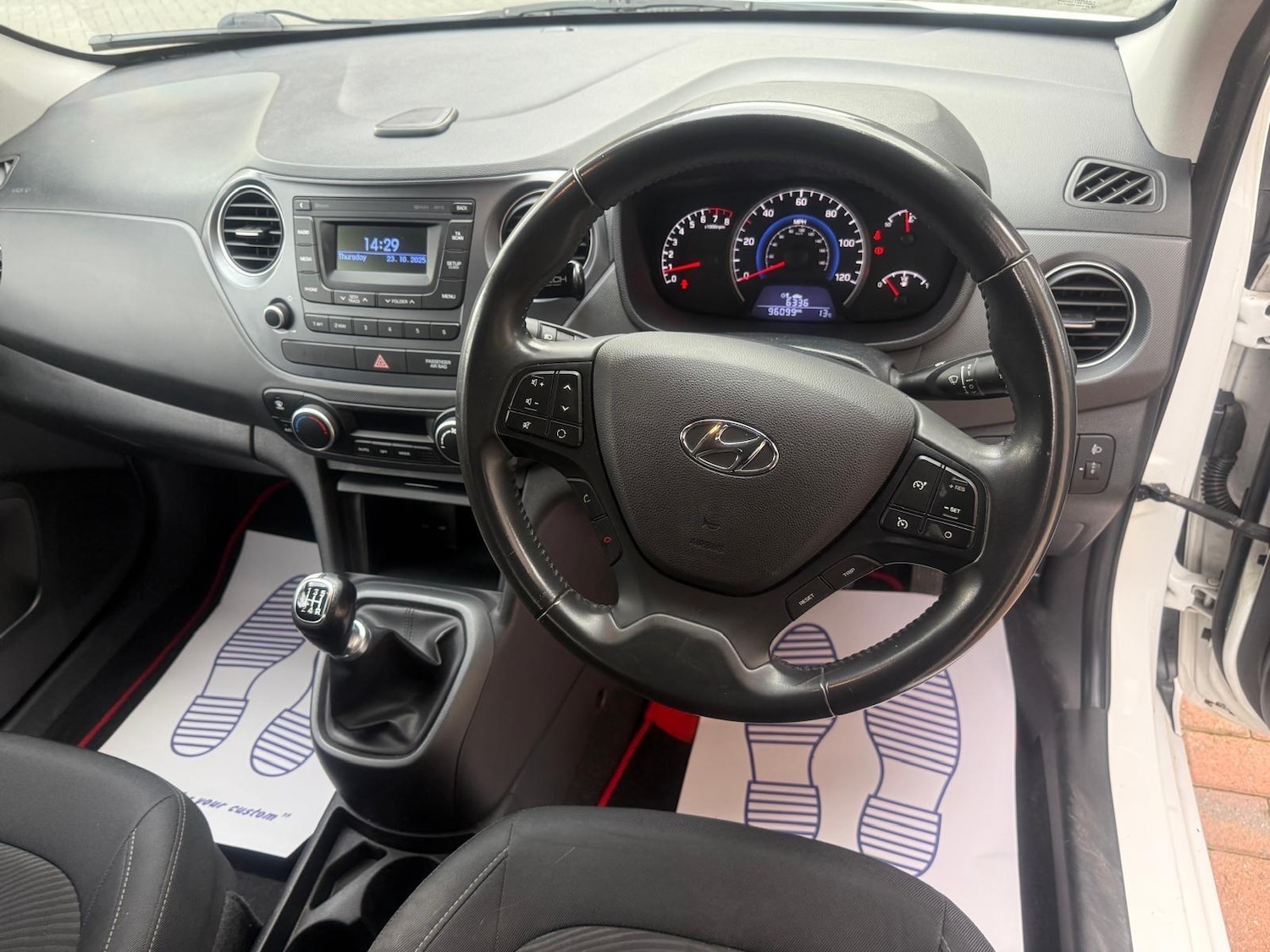 Used Hyundai i10 for sale - 76996872: Photo 4