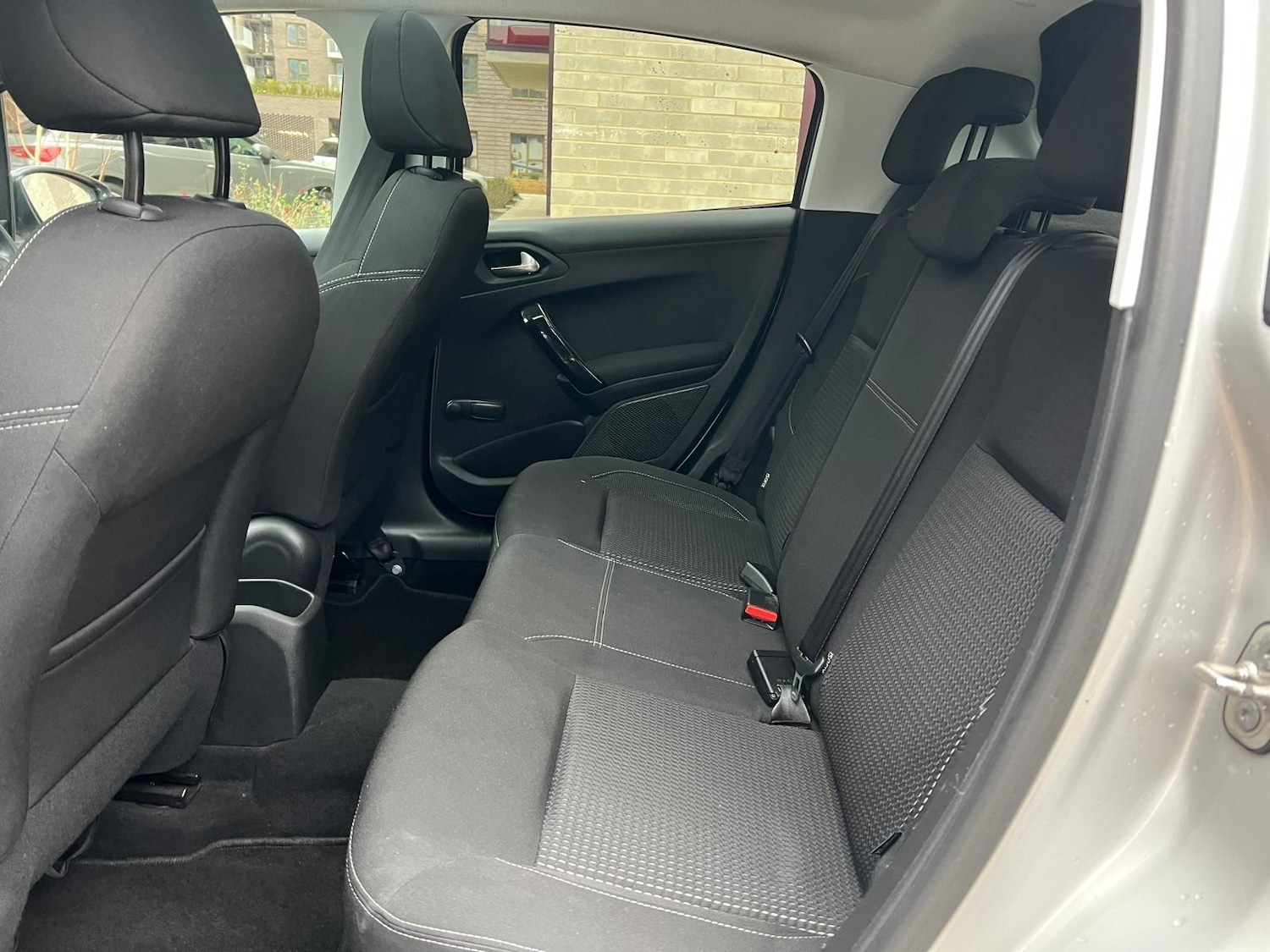 Used Peugeot 208 2016 for sale - 77066318: Photo 19