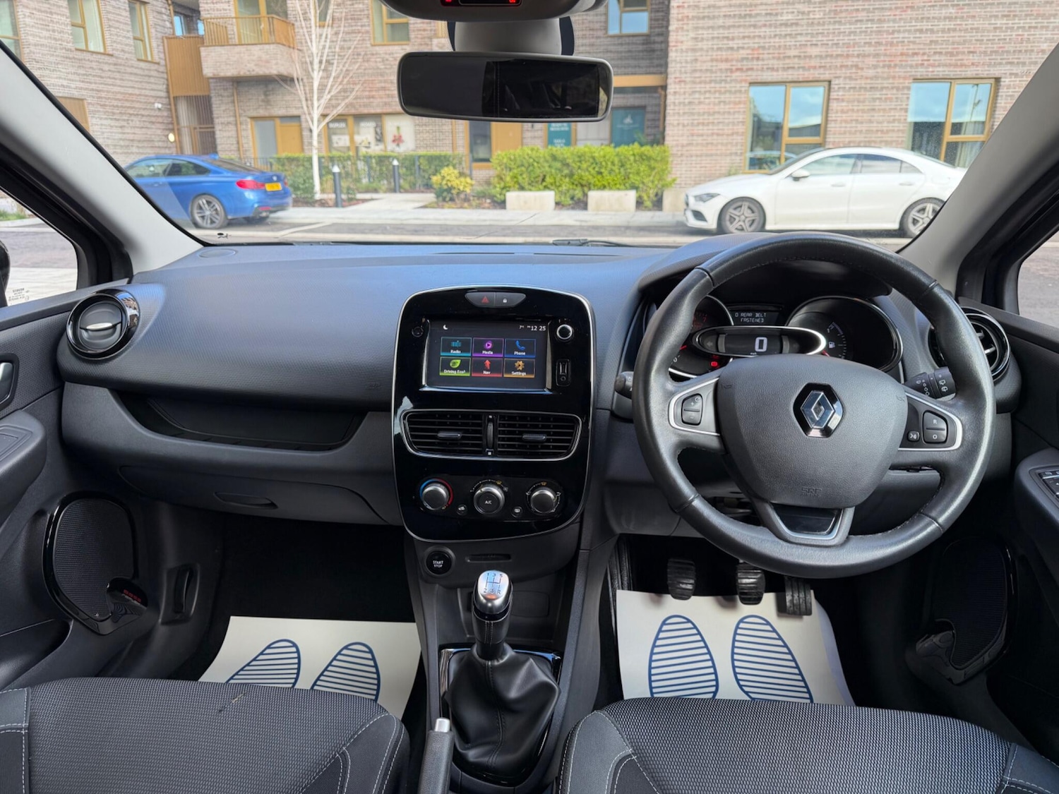 Used Renault Clio 2017 for sale - 77377456: Photo 19
