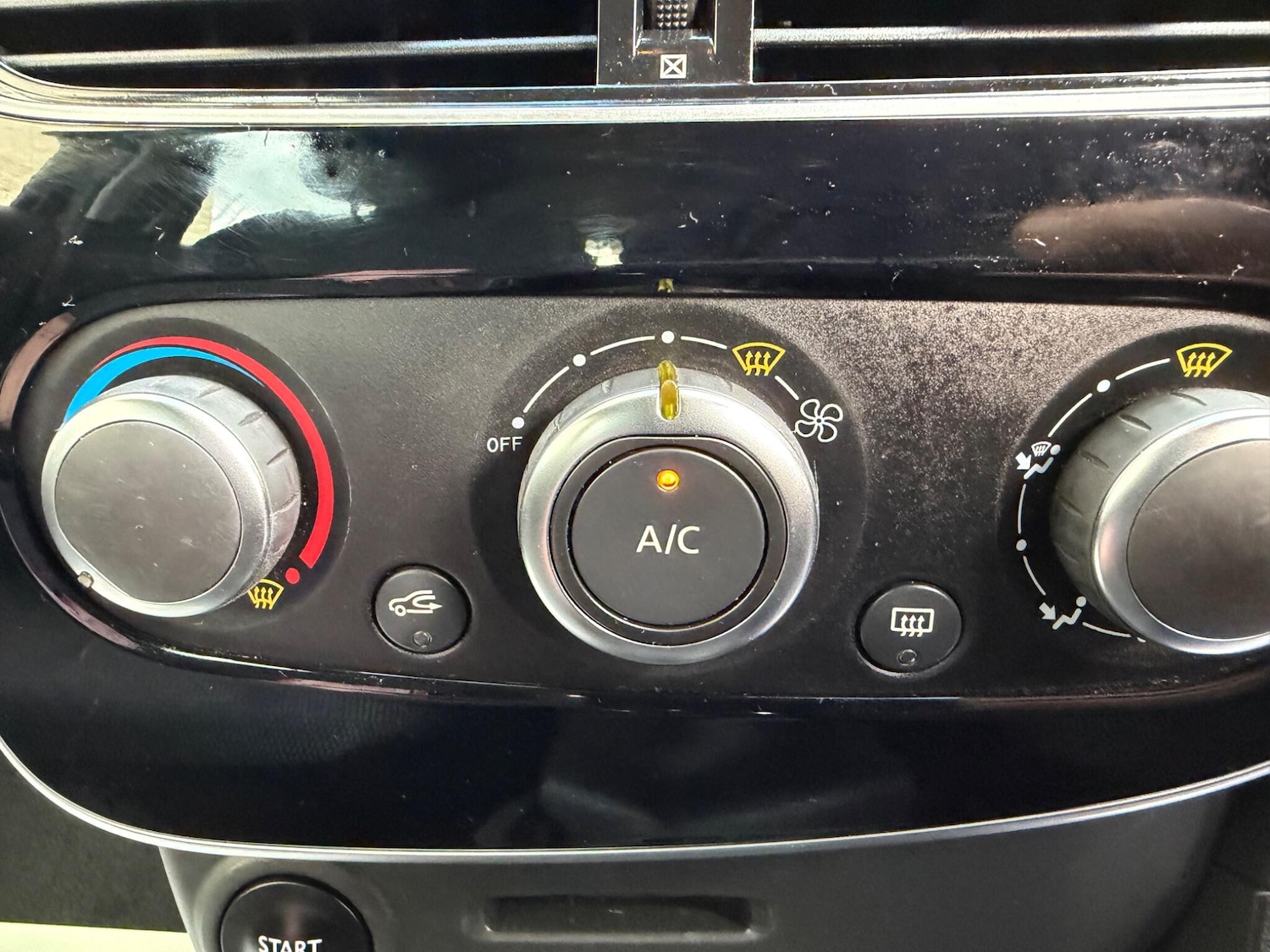 Used Renault Clio 2017 for sale - 77377456: Photo 25