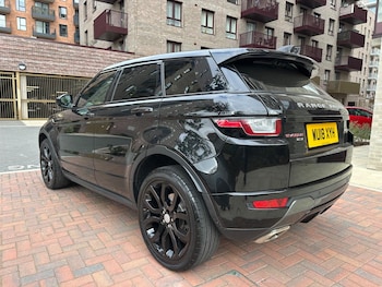Used Land Rover Range Rover Evoque 2018 for sale - 76179359: Photo 2