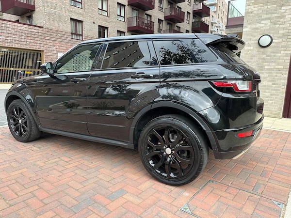 Used Land Rover Range Rover Evoque 2018 for sale - 76179359: Photo 47