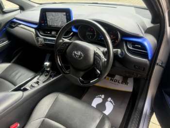 Used Toyota C-HR 2018 for sale - 73857829: Photo