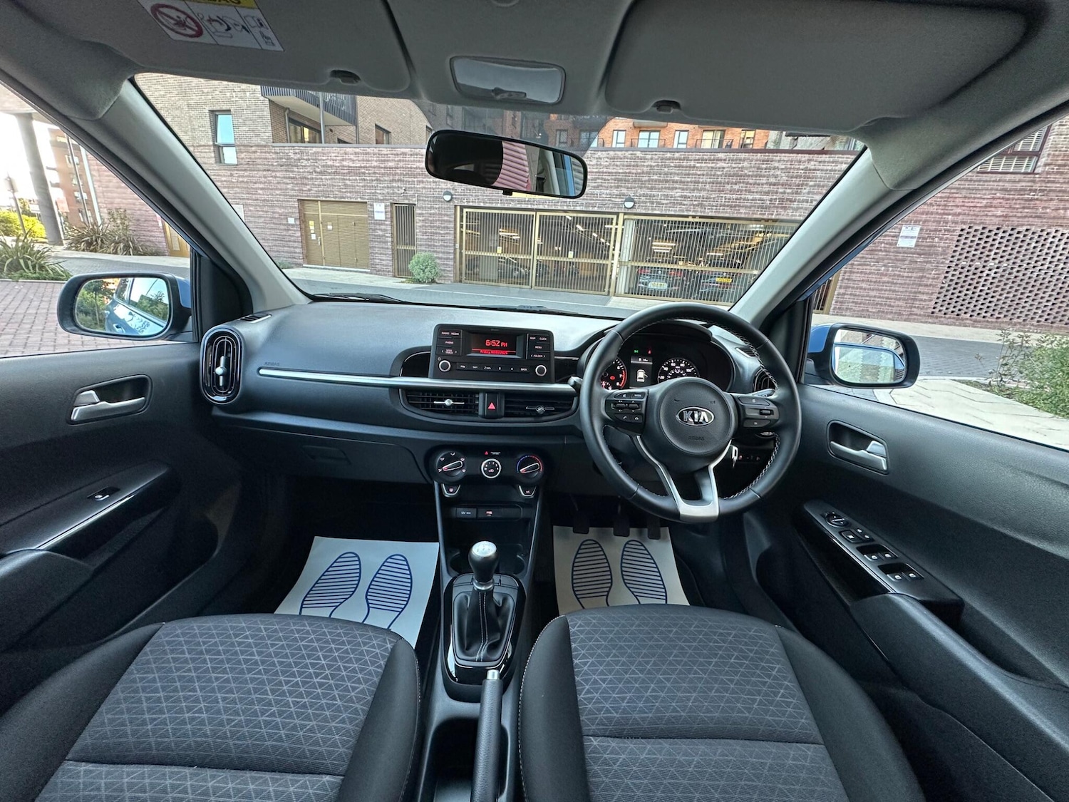 Vehicle 28