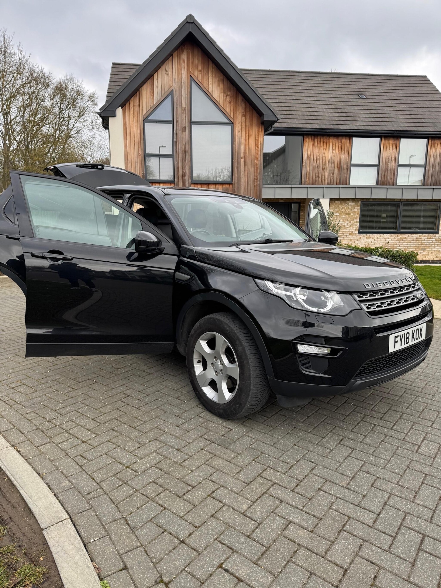 Used Land Rover Discovery Sport 2018 for sale - 77564661: Photo 14