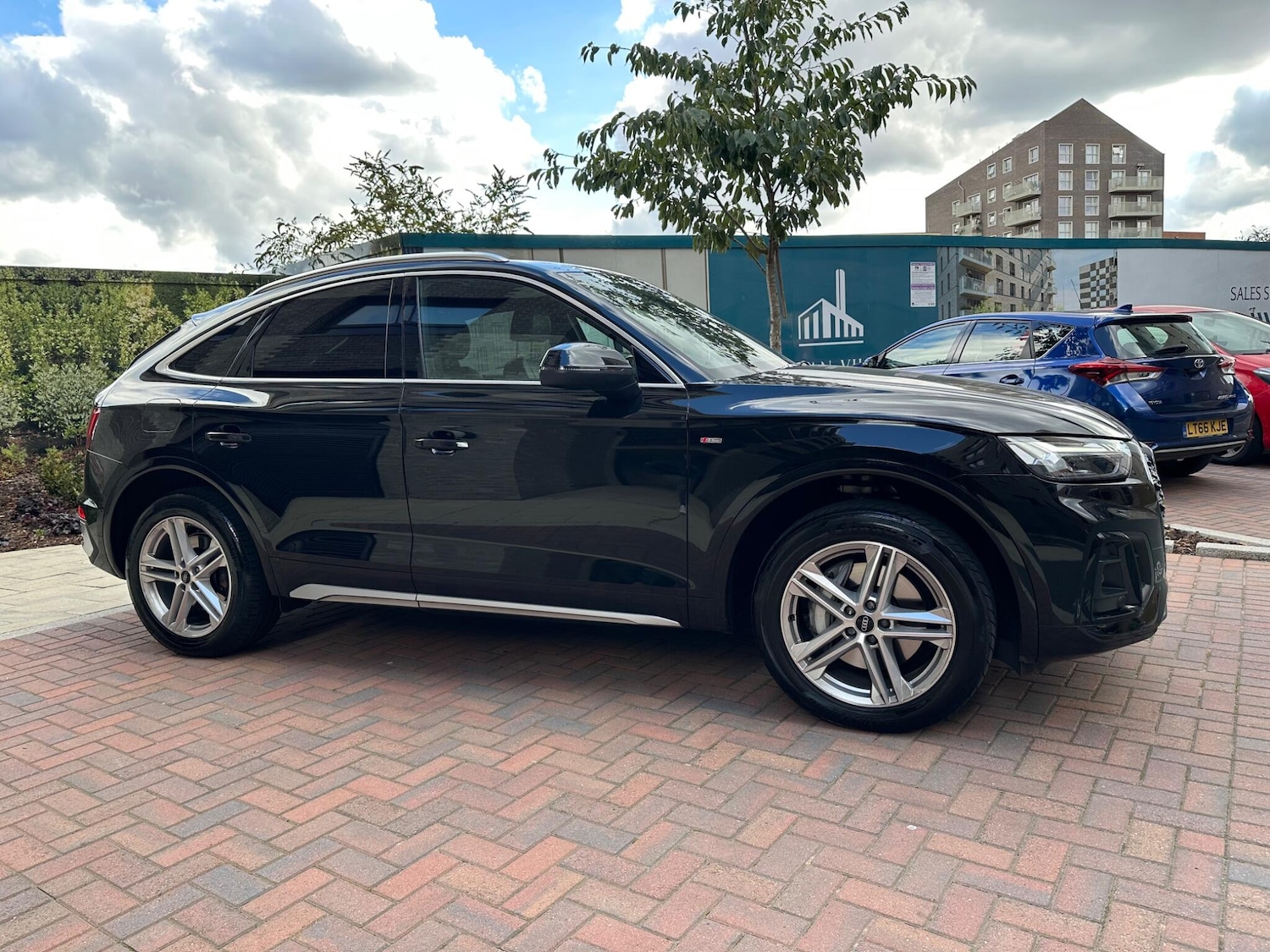 Used Audi Q5 2023 for sale - 76997501: Photo 16