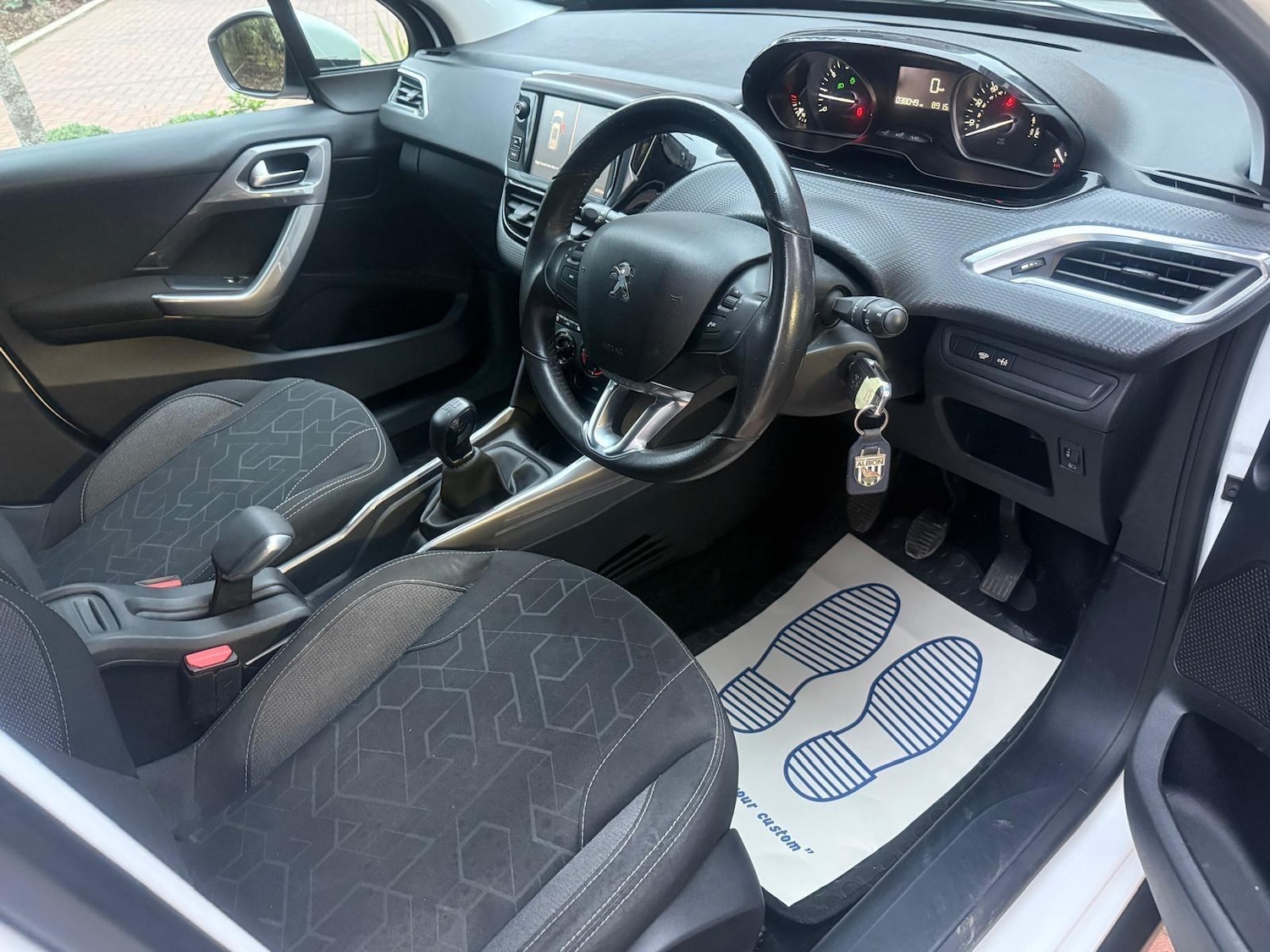 Used Peugeot 2008 2018 for sale - 76314921: Photo 12