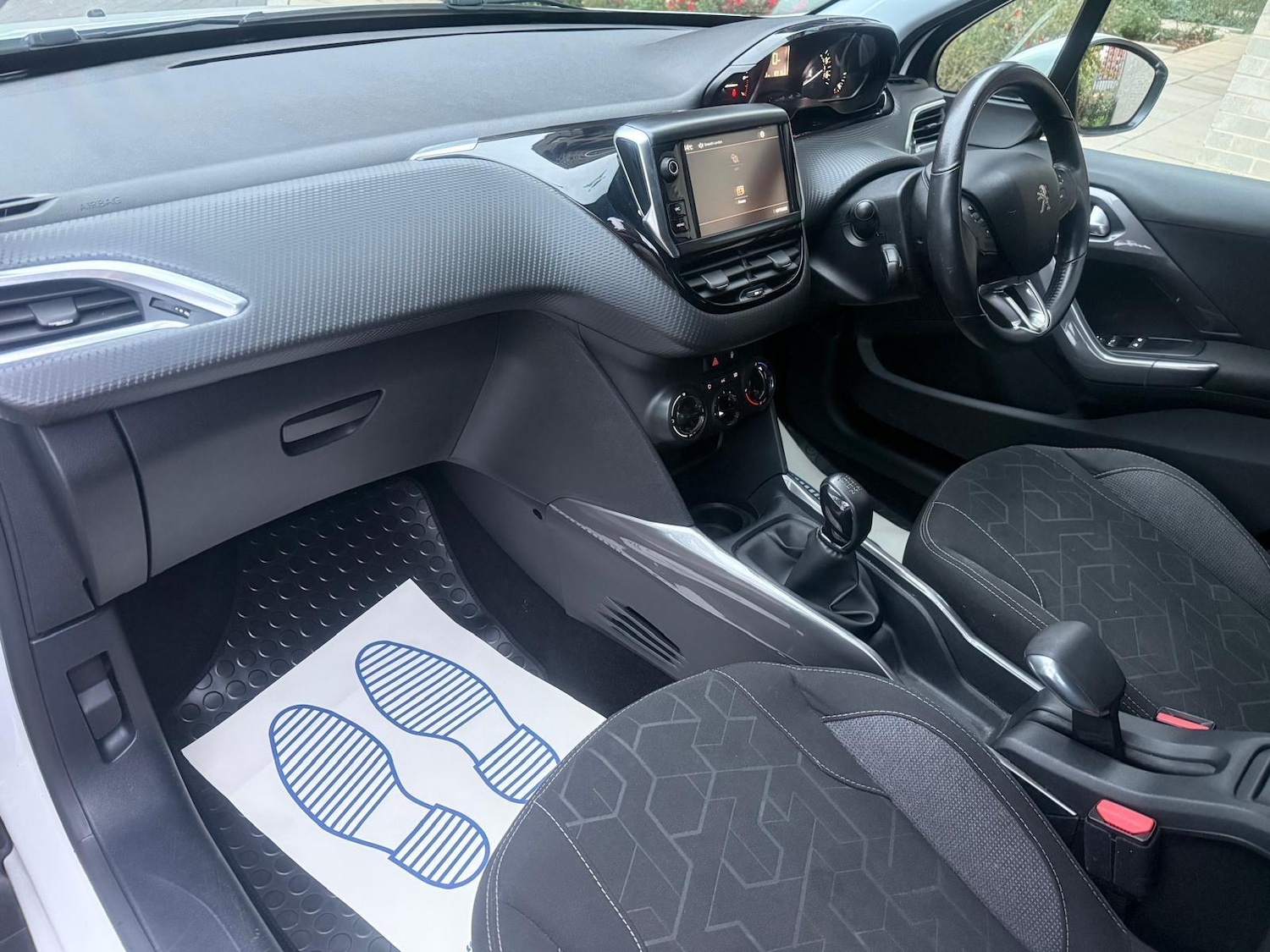 Used Peugeot 2008 2018 for sale - 76314921: Photo 4