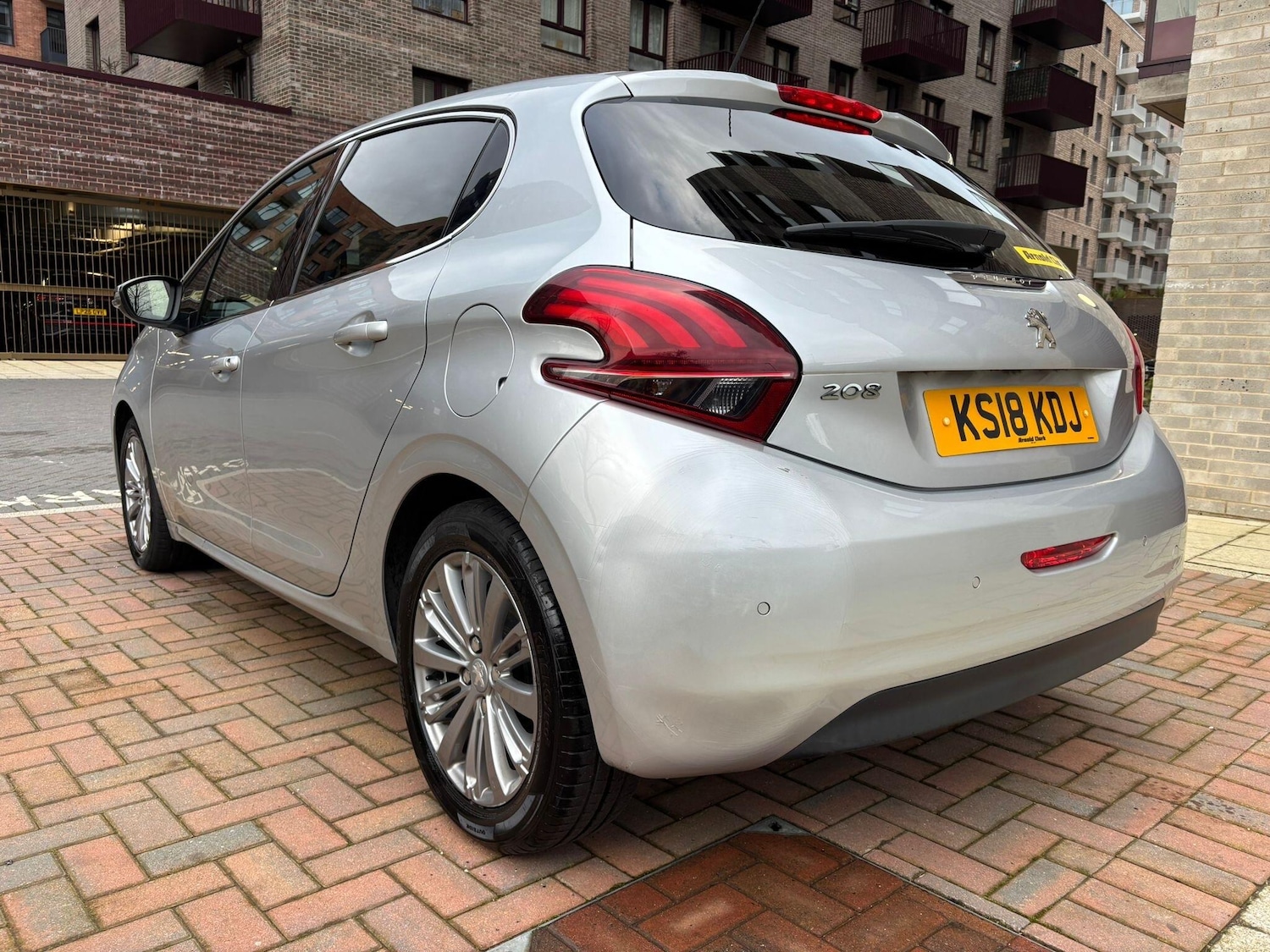 Used Peugeot 208 2018 for sale - 77670982: Photo 16