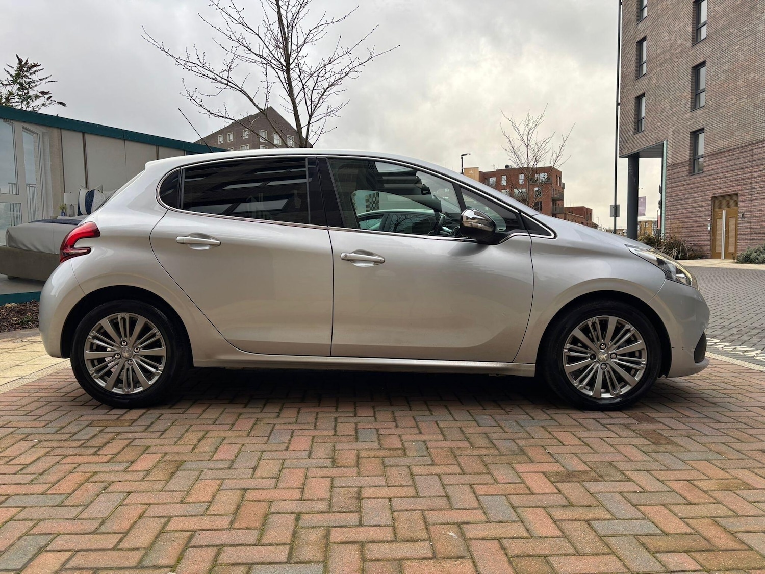 Used Peugeot 208 2018 for sale - 77670982: Photo 20