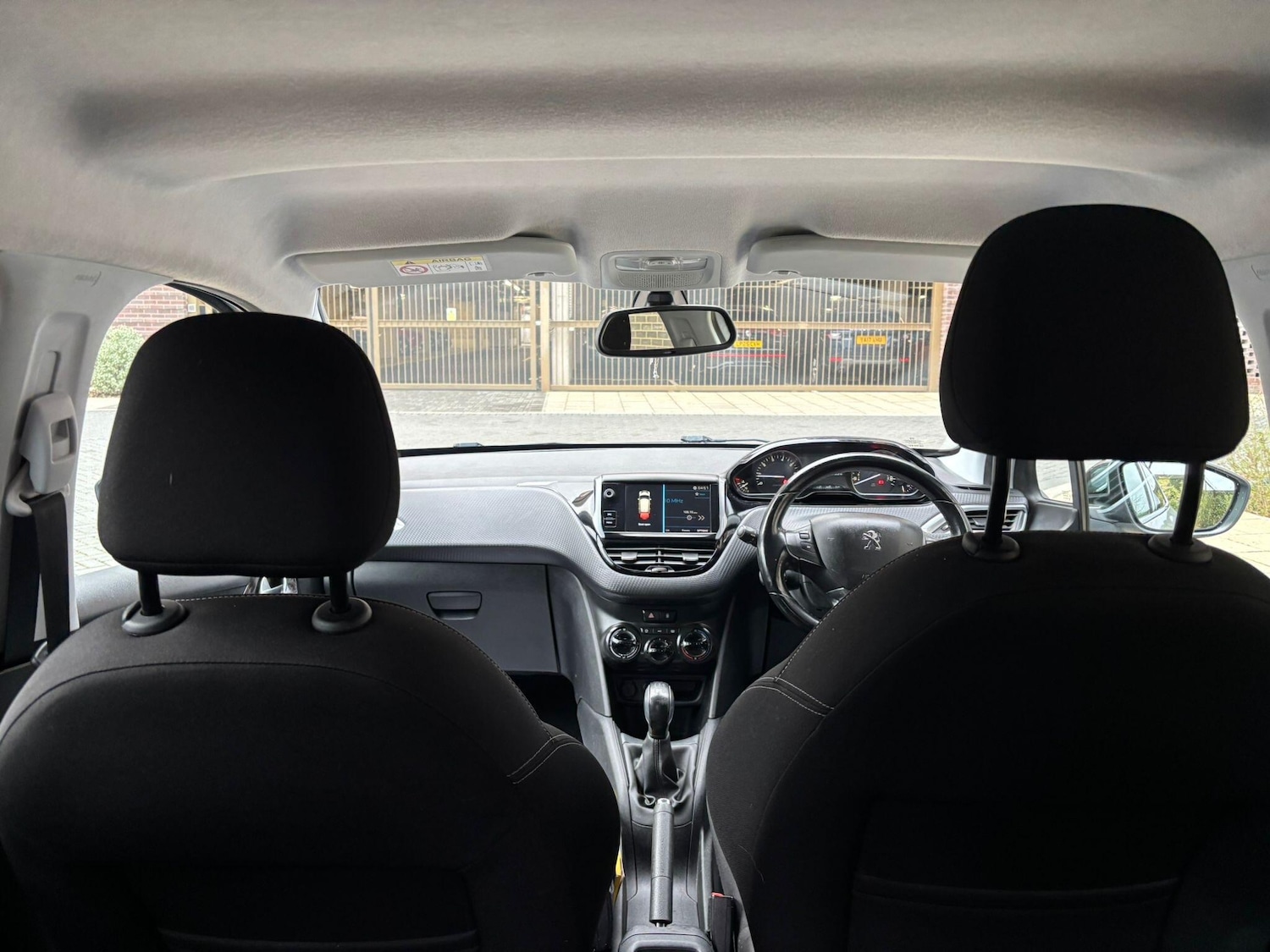 Used Peugeot 208 2018 for sale - 77670982: Photo 22