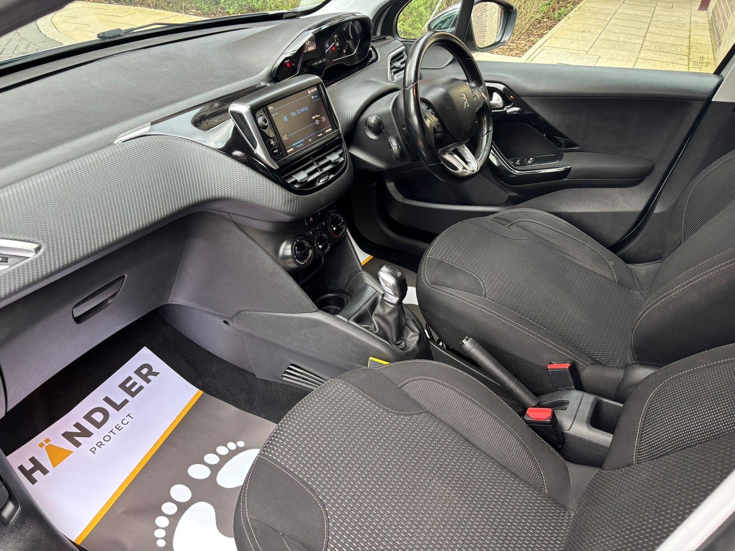 Used Peugeot 208 2018 for sale - 77670982: Photo 29