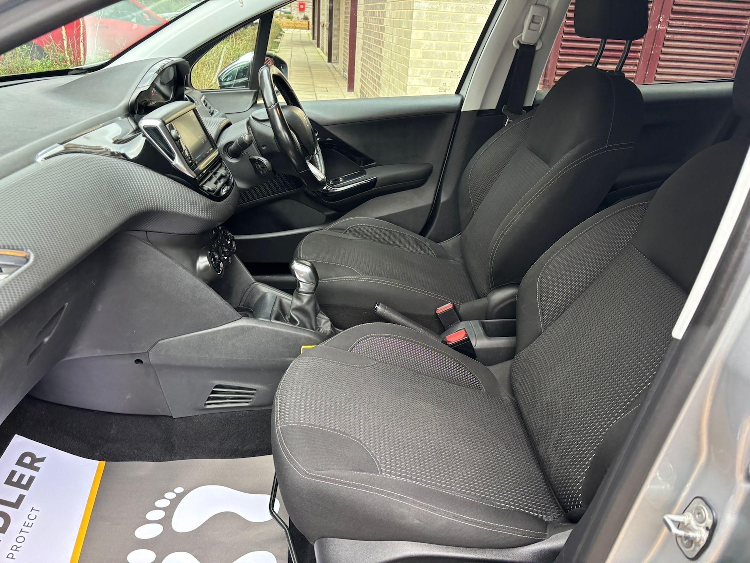 Used Peugeot 208 2018 for sale - 77670982: Photo 30