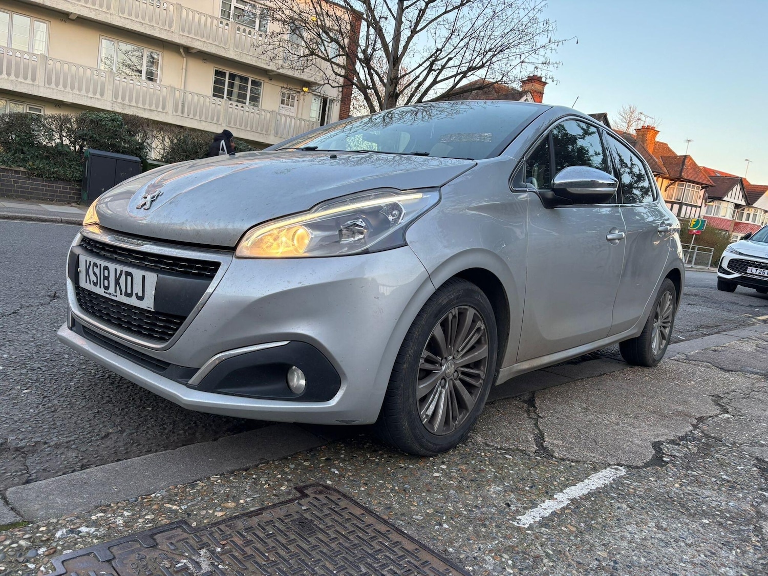 Used Peugeot 208 for sale - 77670982: Photo 5