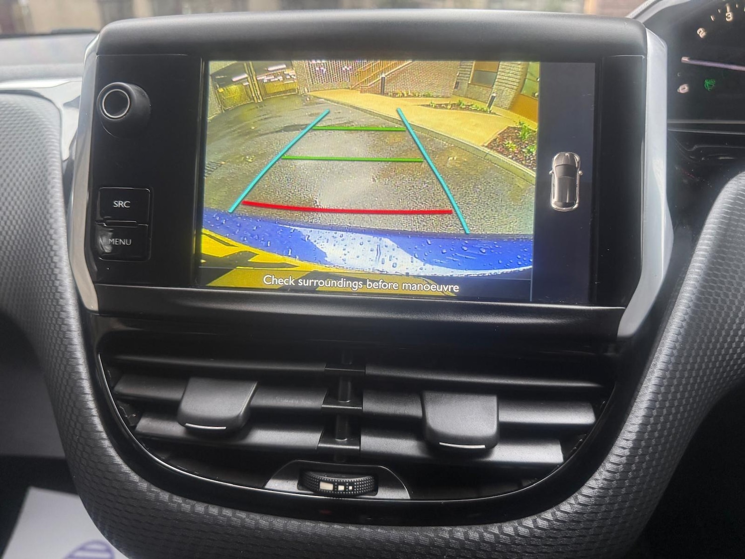 Used Peugeot 208 2015 for sale - 76432517: Photo 16