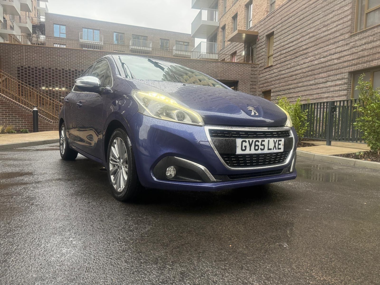 Used Peugeot 208 2015 for sale - 76432517: Photo 17