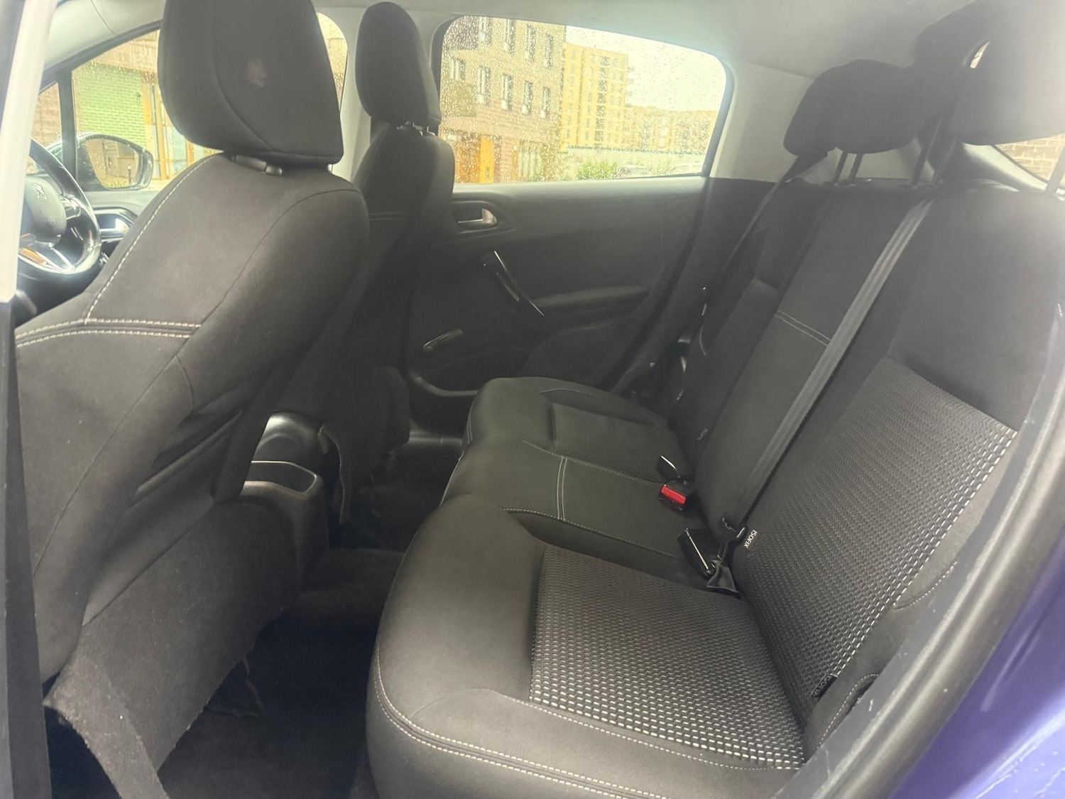 Used Peugeot 208 2015 for sale - 76432517: Photo 19