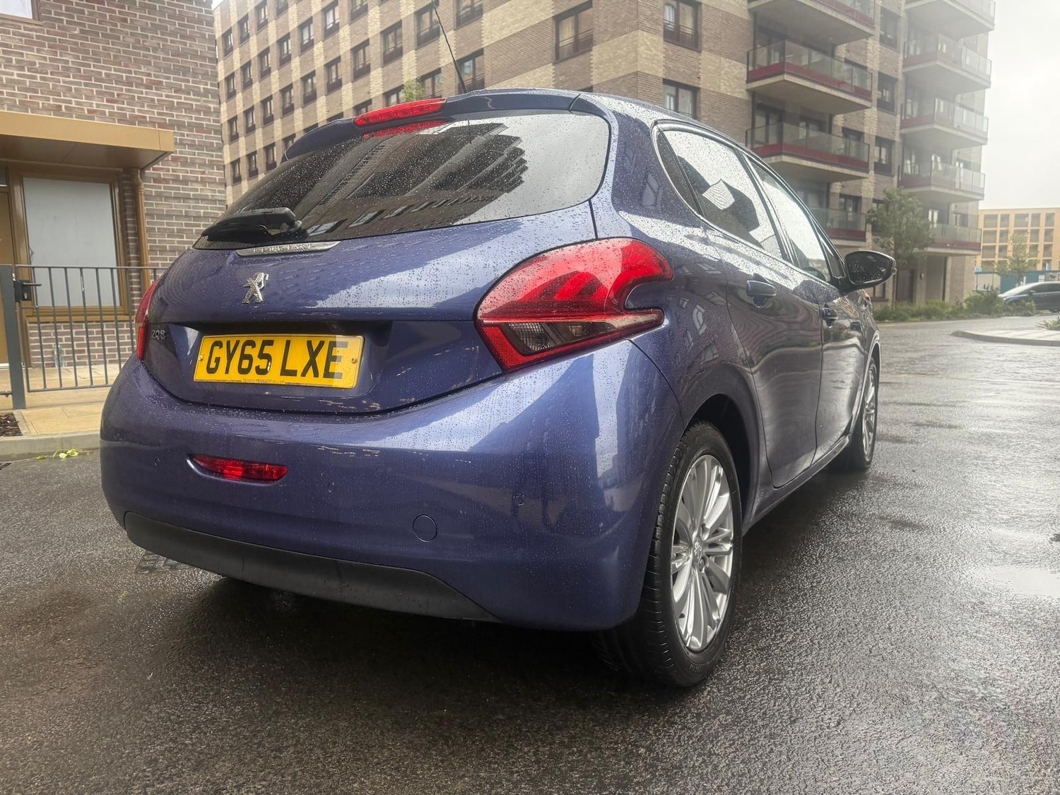 Used Peugeot 208 2015 for sale - 76432517: Photo 21
