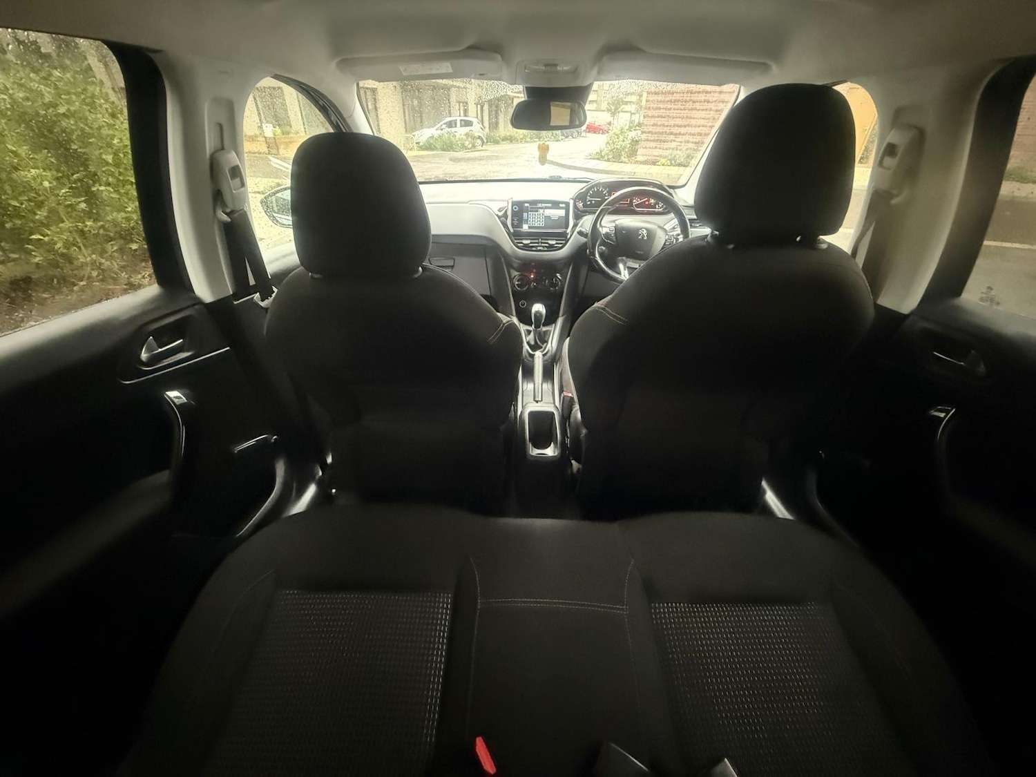 Used Peugeot 208 2015 for sale - 76432517: Photo 23