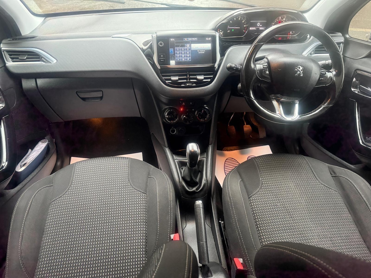 Used Peugeot 208 2015 for sale - 76432517: Photo 25