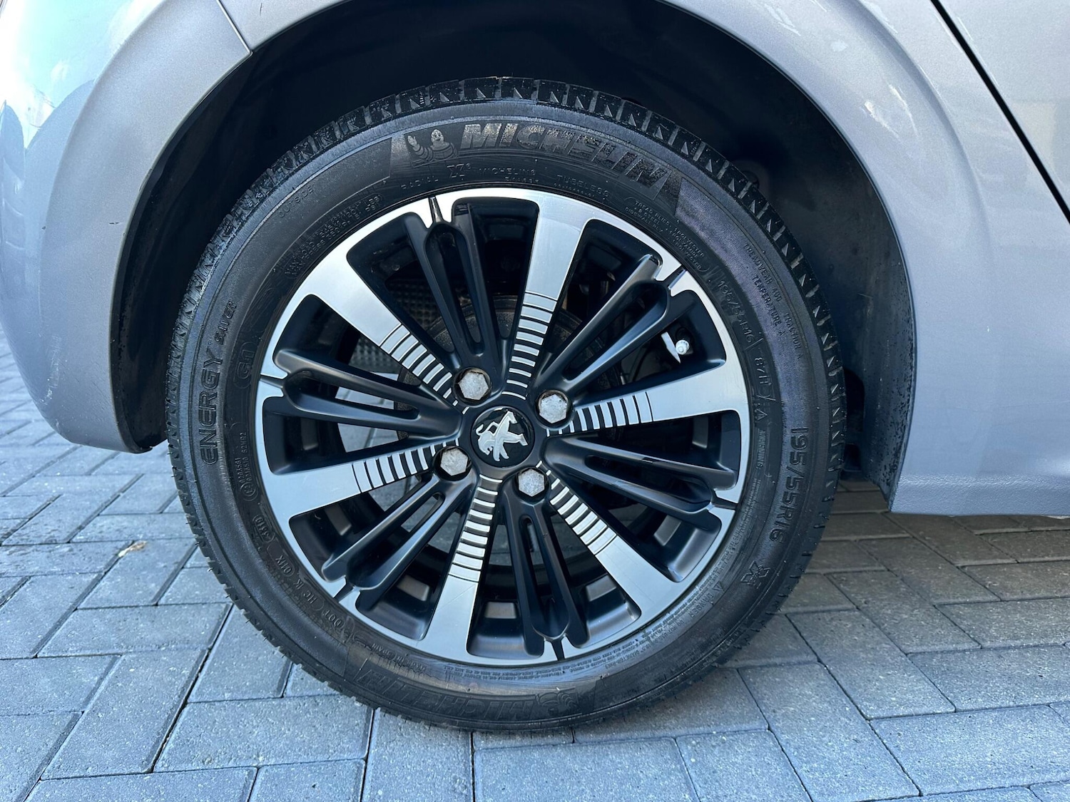 Used Peugeot 208 2019 for sale - 76227495: Photo 28