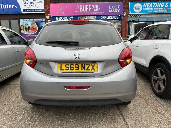 Used Peugeot 208 2019 for sale - 76227495: Photo 2