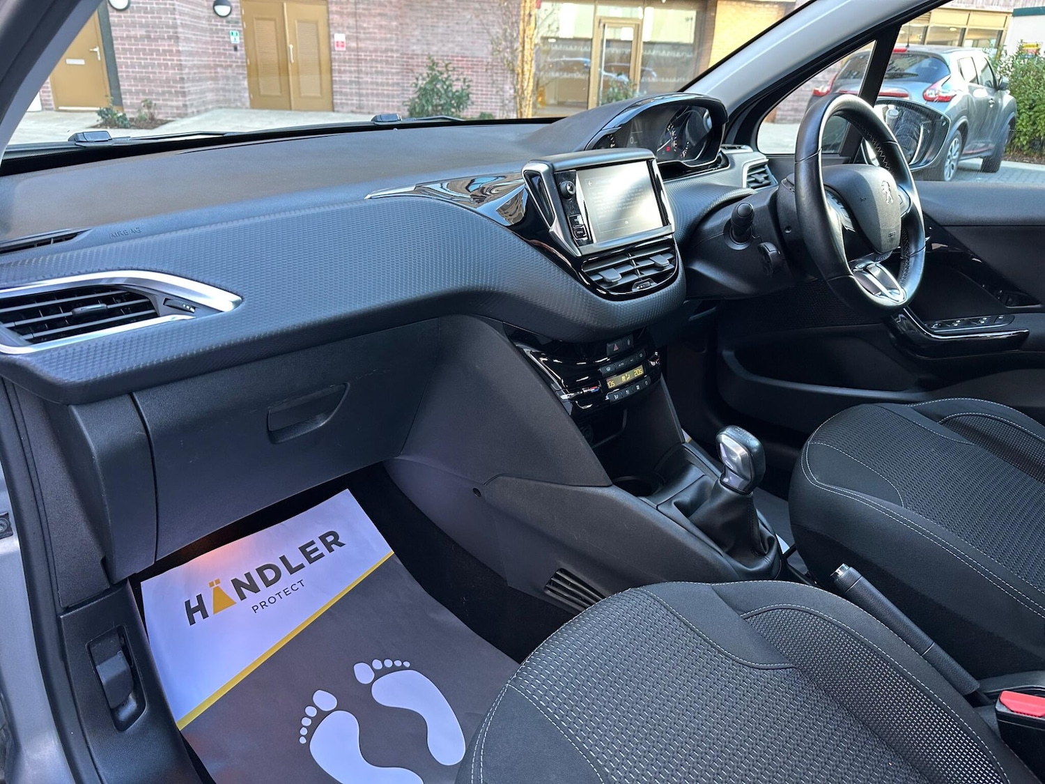 Used Peugeot 208 2019 for sale - 76227495: Photo 3